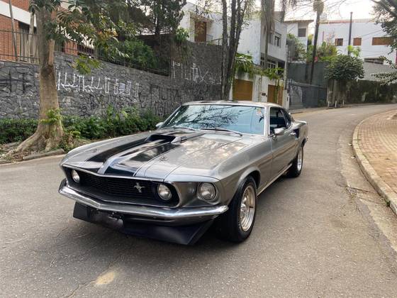 FORD MUSTANG 5.0 FASTBACK V8 GASOLINA 2P AUTOMÁTICO